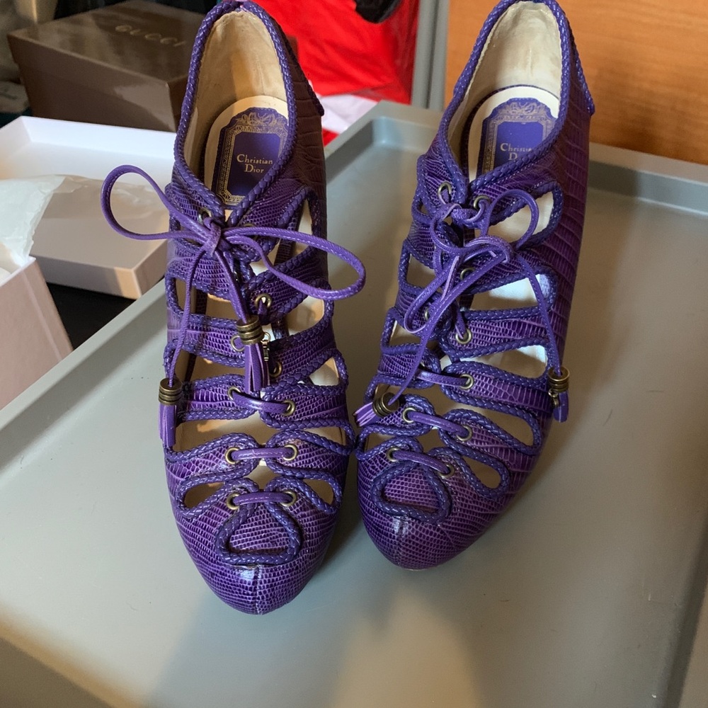 Christian Dior Violet Pumps